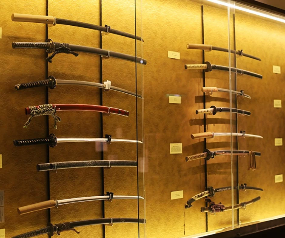 Além das exposições e atividades interativas, o Samurai Ninja Museum também oferece uma variedade de programas educacionais.